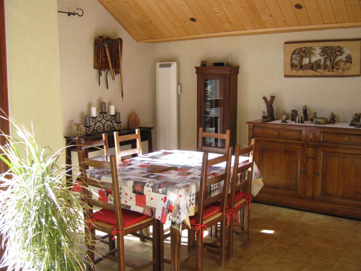 Le Petit Randonneur Bed & Breakfast Briancon  Exterior photo