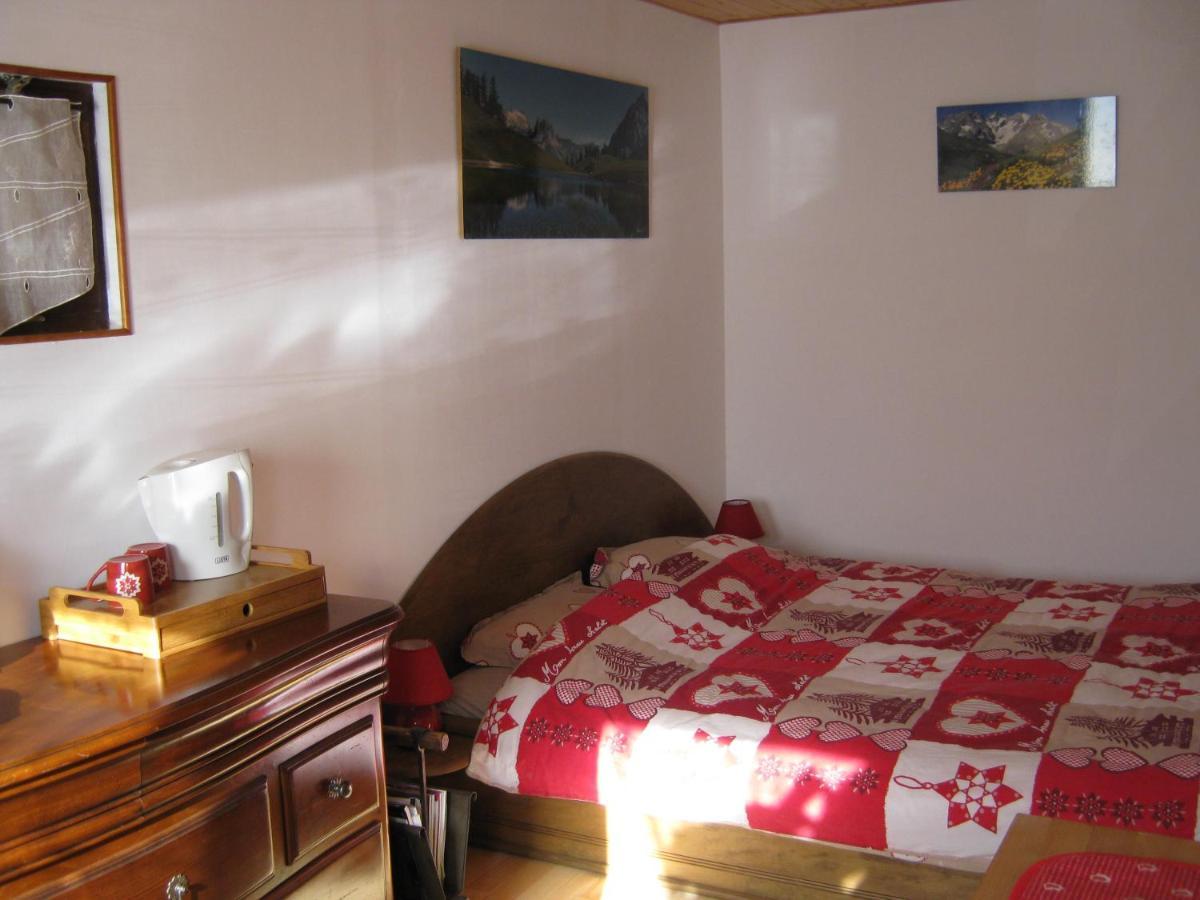 Le Petit Randonneur Bed & Breakfast Briancon  Exterior photo