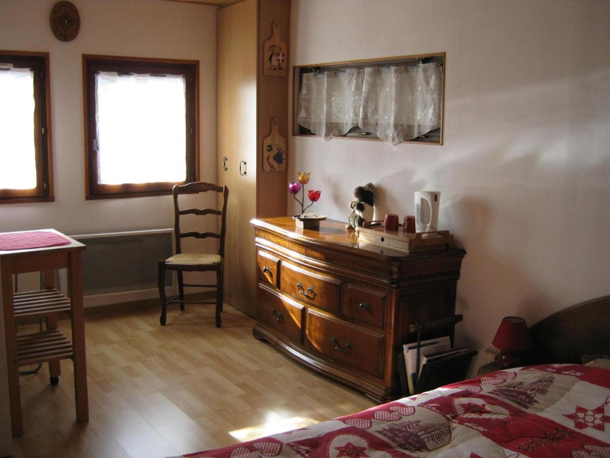 Le Petit Randonneur Bed & Breakfast Briancon  Exterior photo